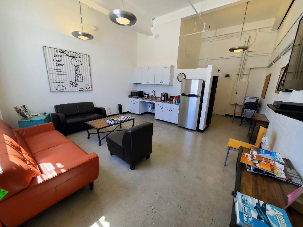 Pilot Lounge at Marina Airport