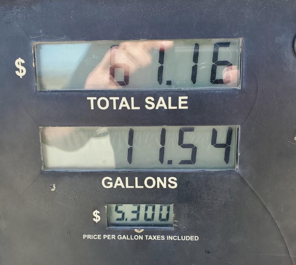 5 30 Avgas at Marina Airport