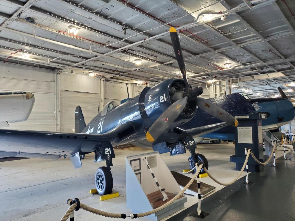 F4 Corsair