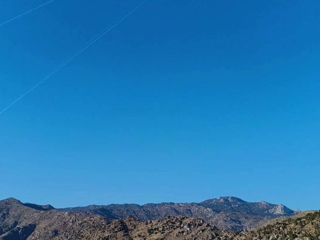 Flying a 2 Line Kite Wing